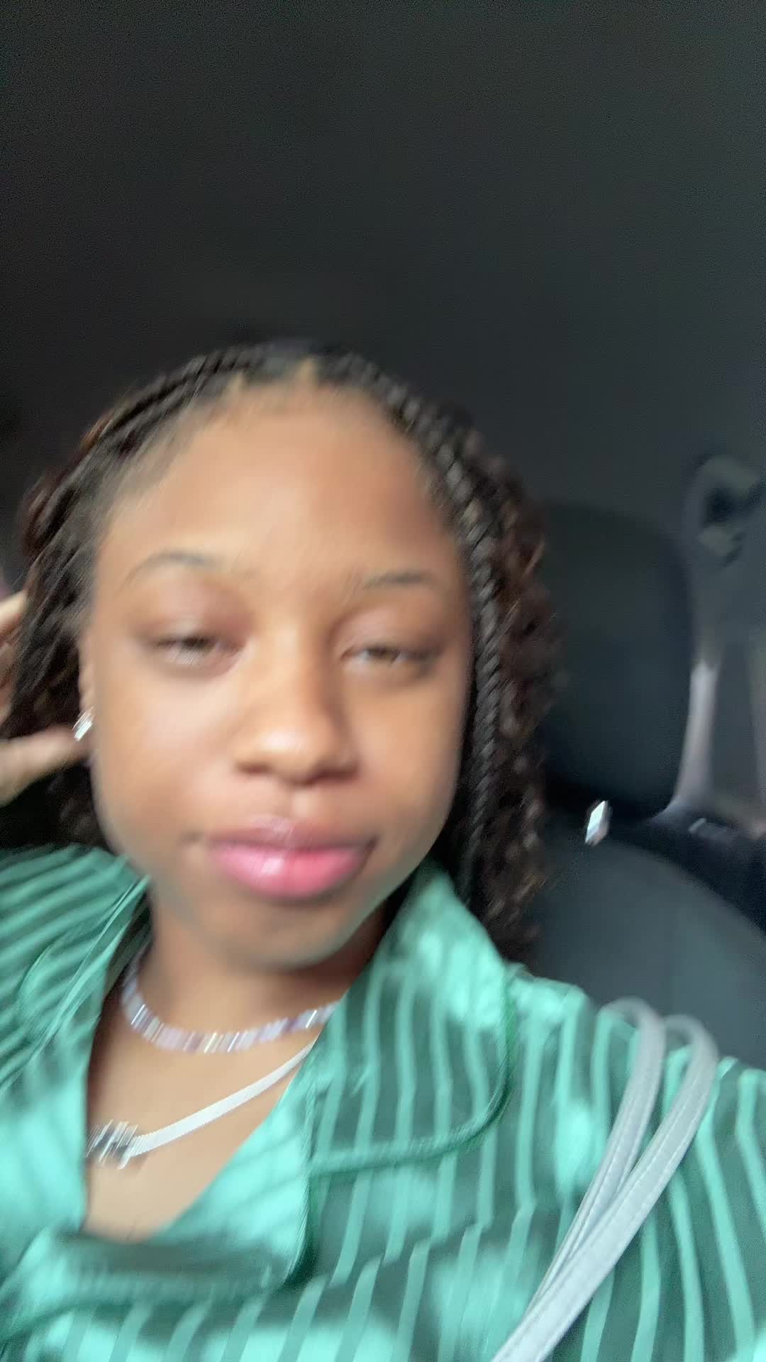 @Jenasciaaaa
