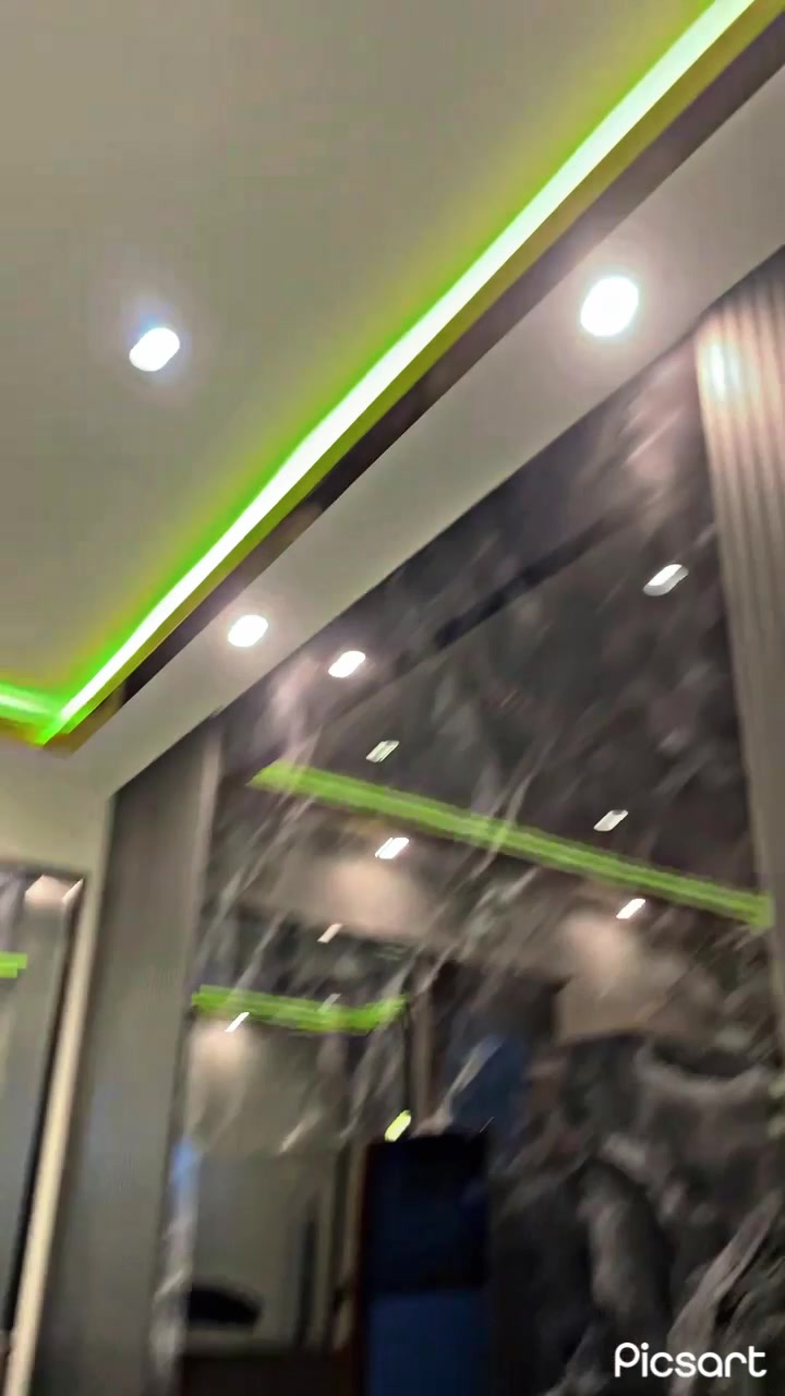 @JüBBì_Shåh...🔥
