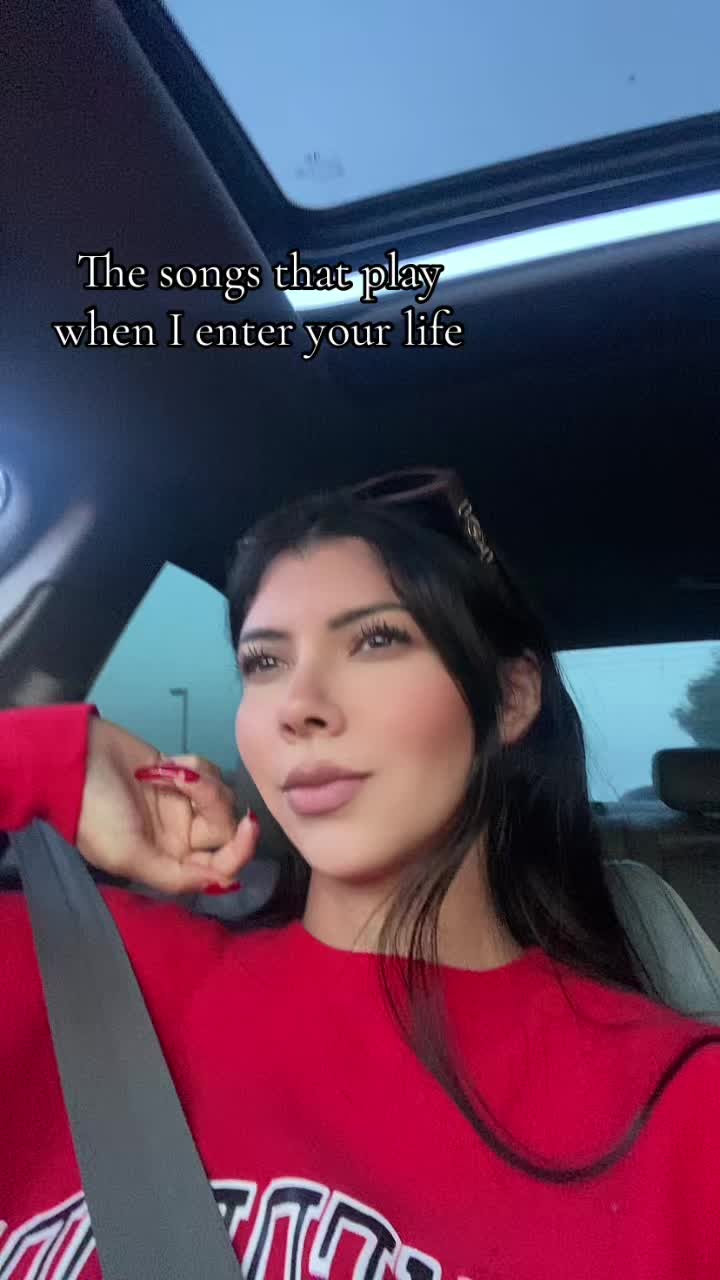 @Alejandra 🖤