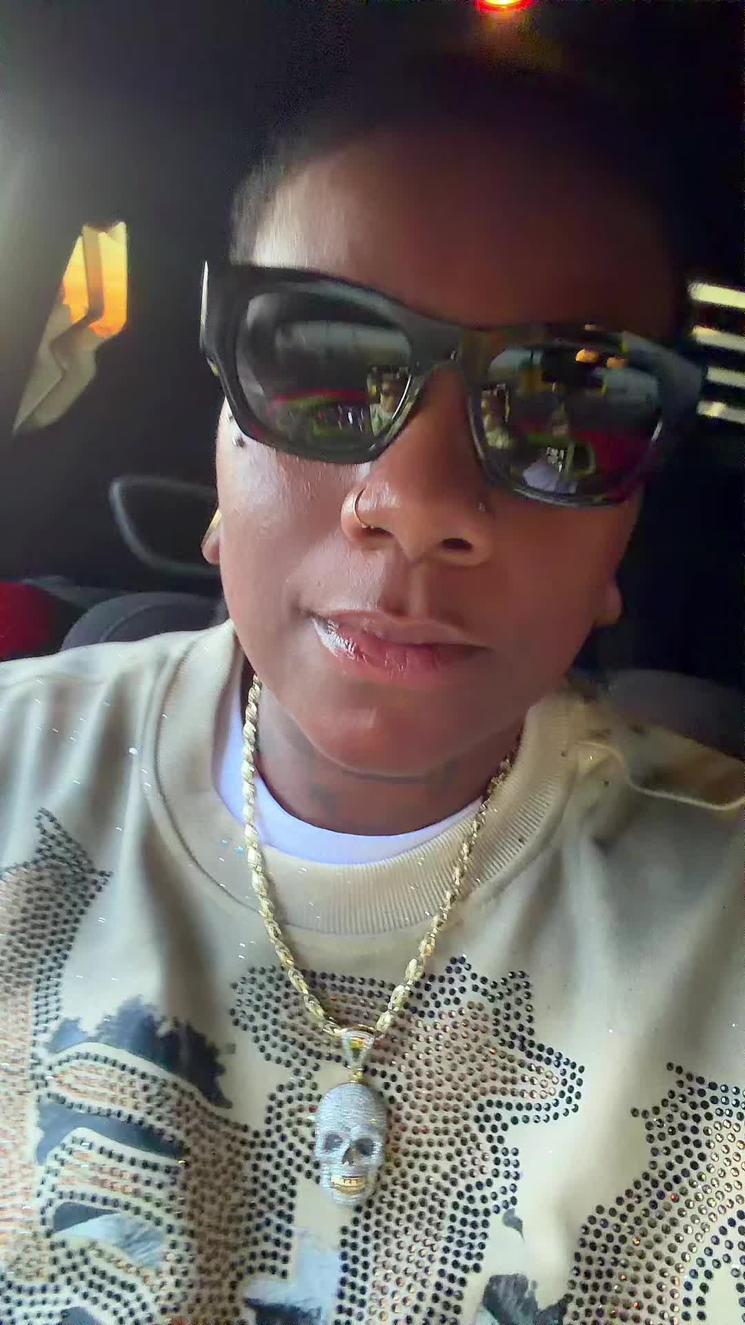 @Q_DaGoat