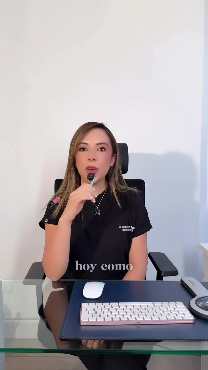 @Dermat&oacute;loga Cindy Burbano