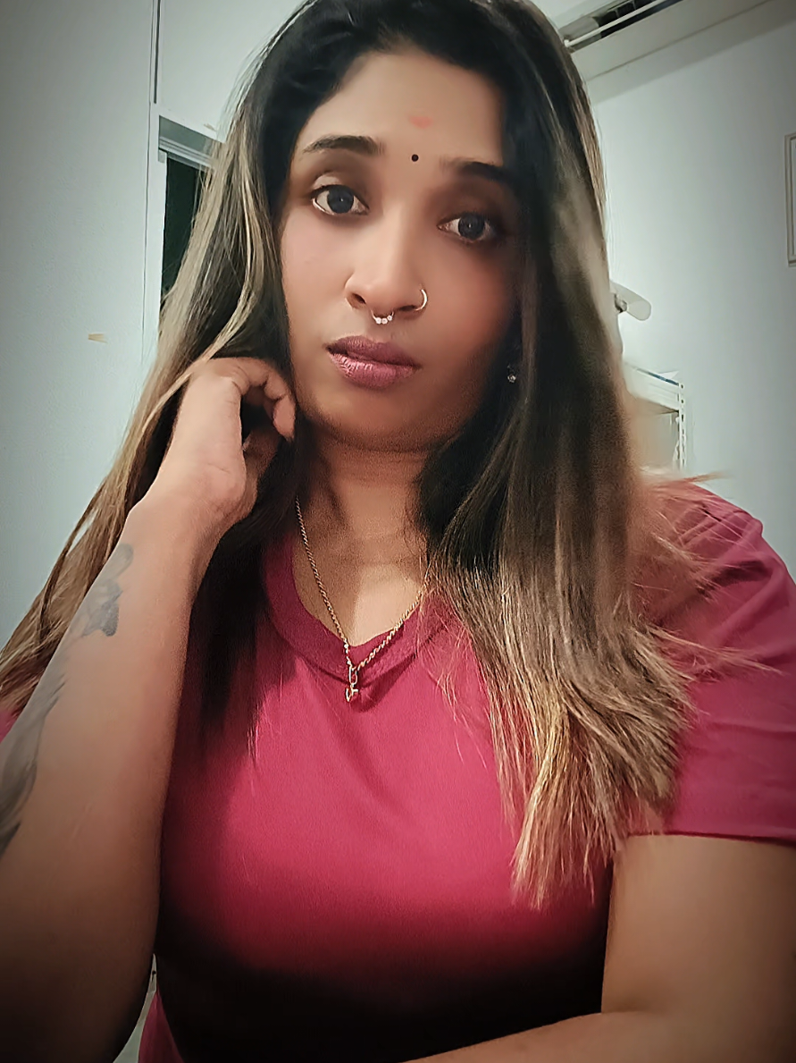 @🖤3👑Santiya Epoh Queen👑3🖤