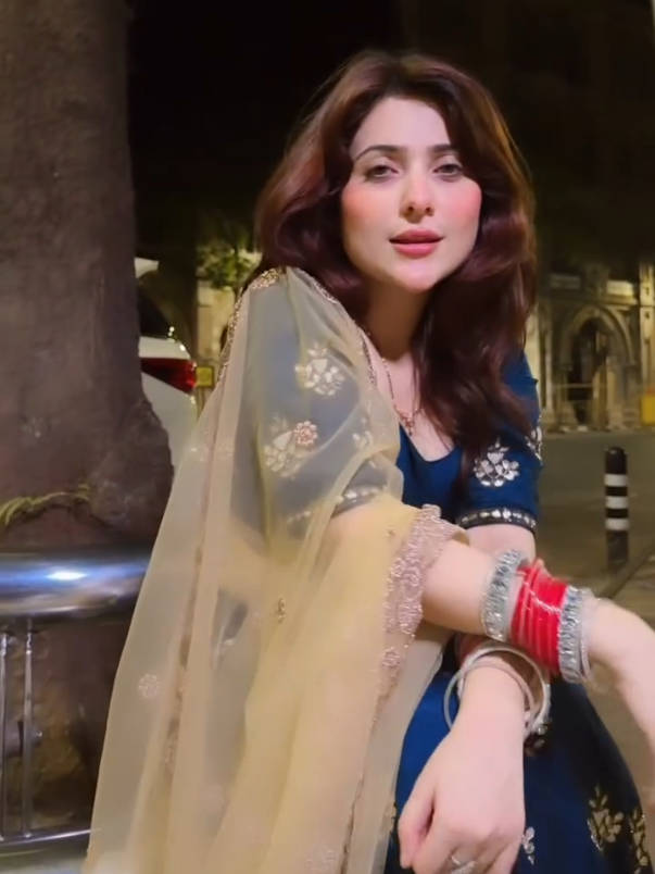 @naazuk