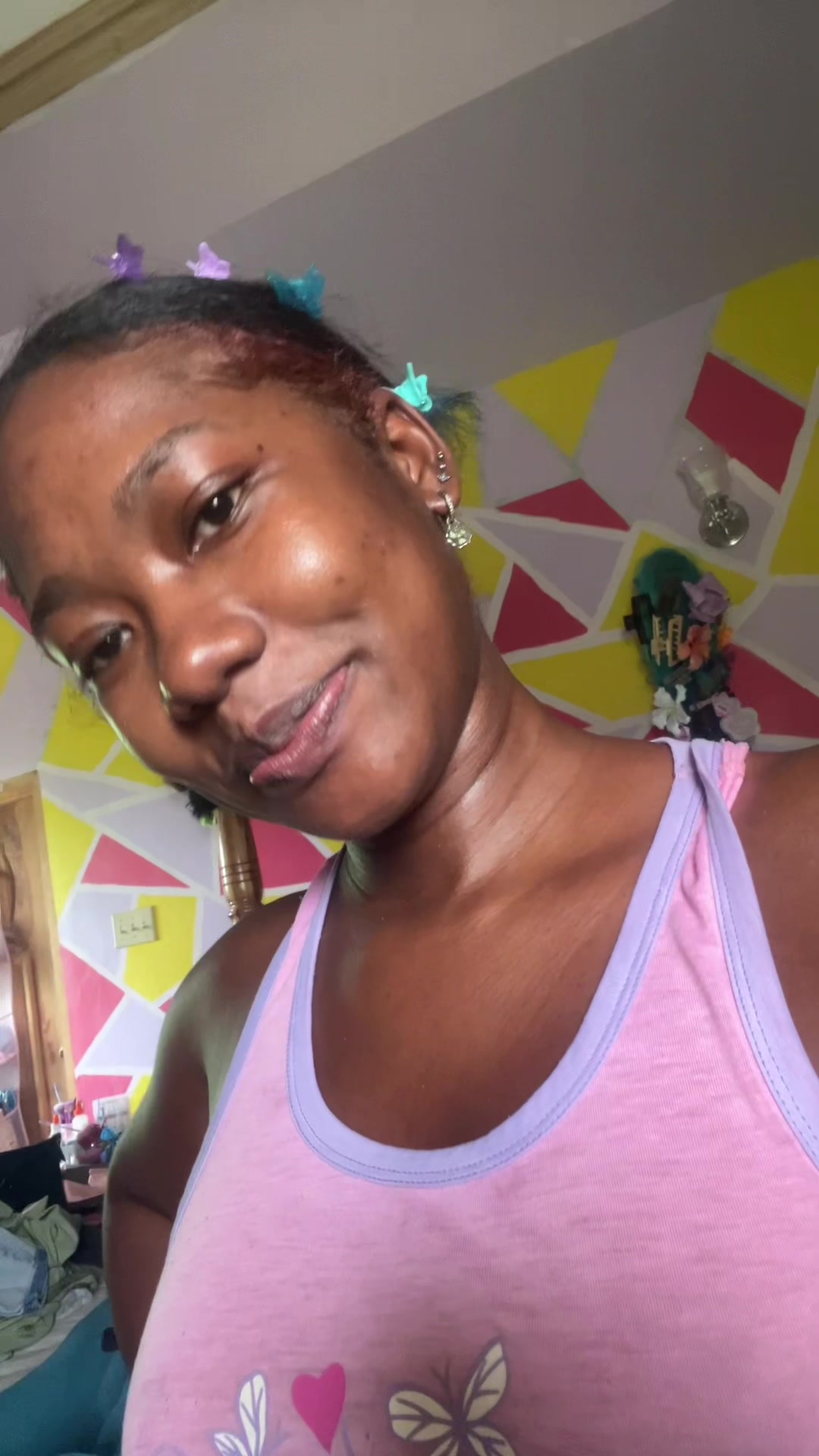@MsAbbie_