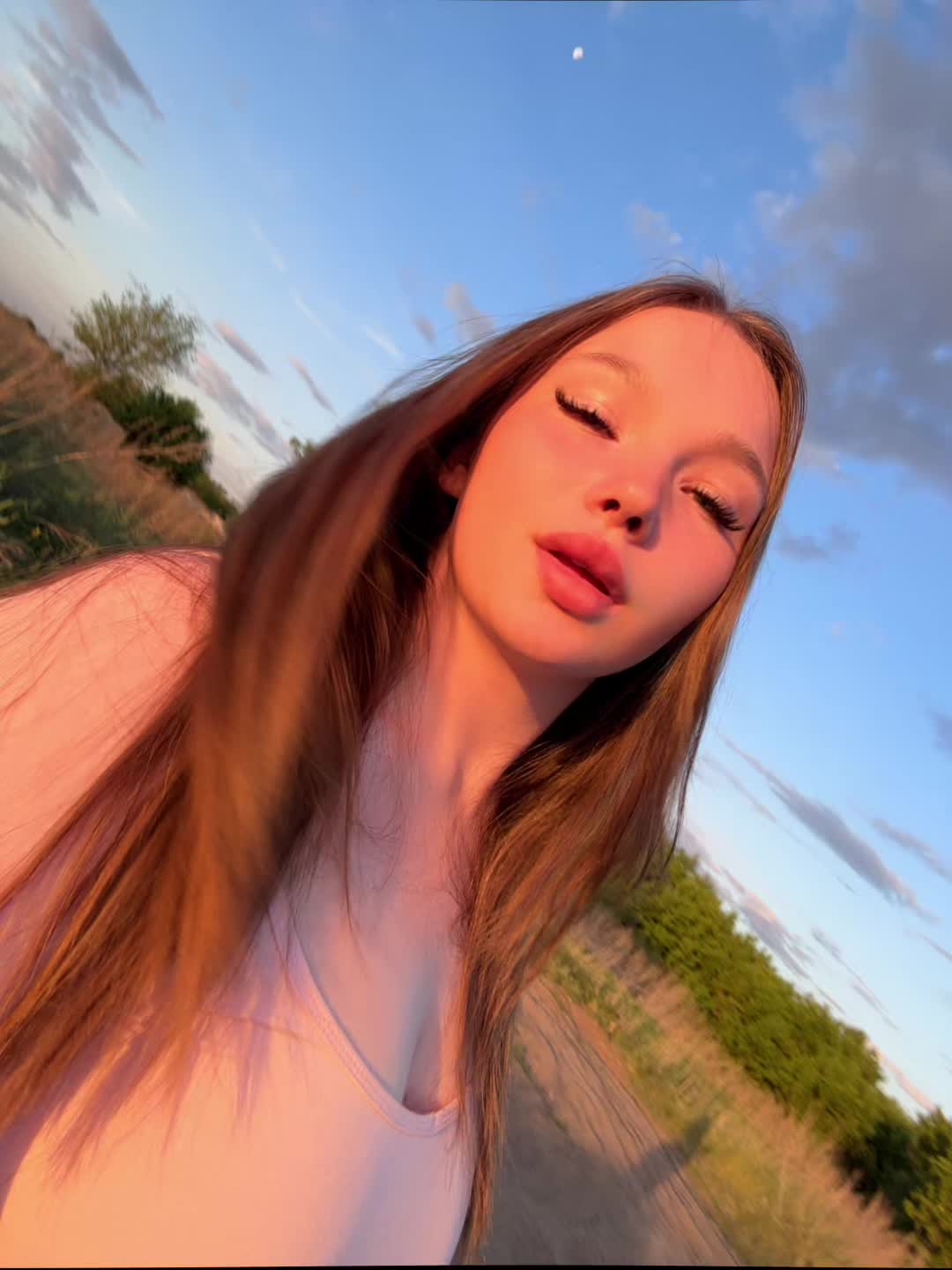 @Viola