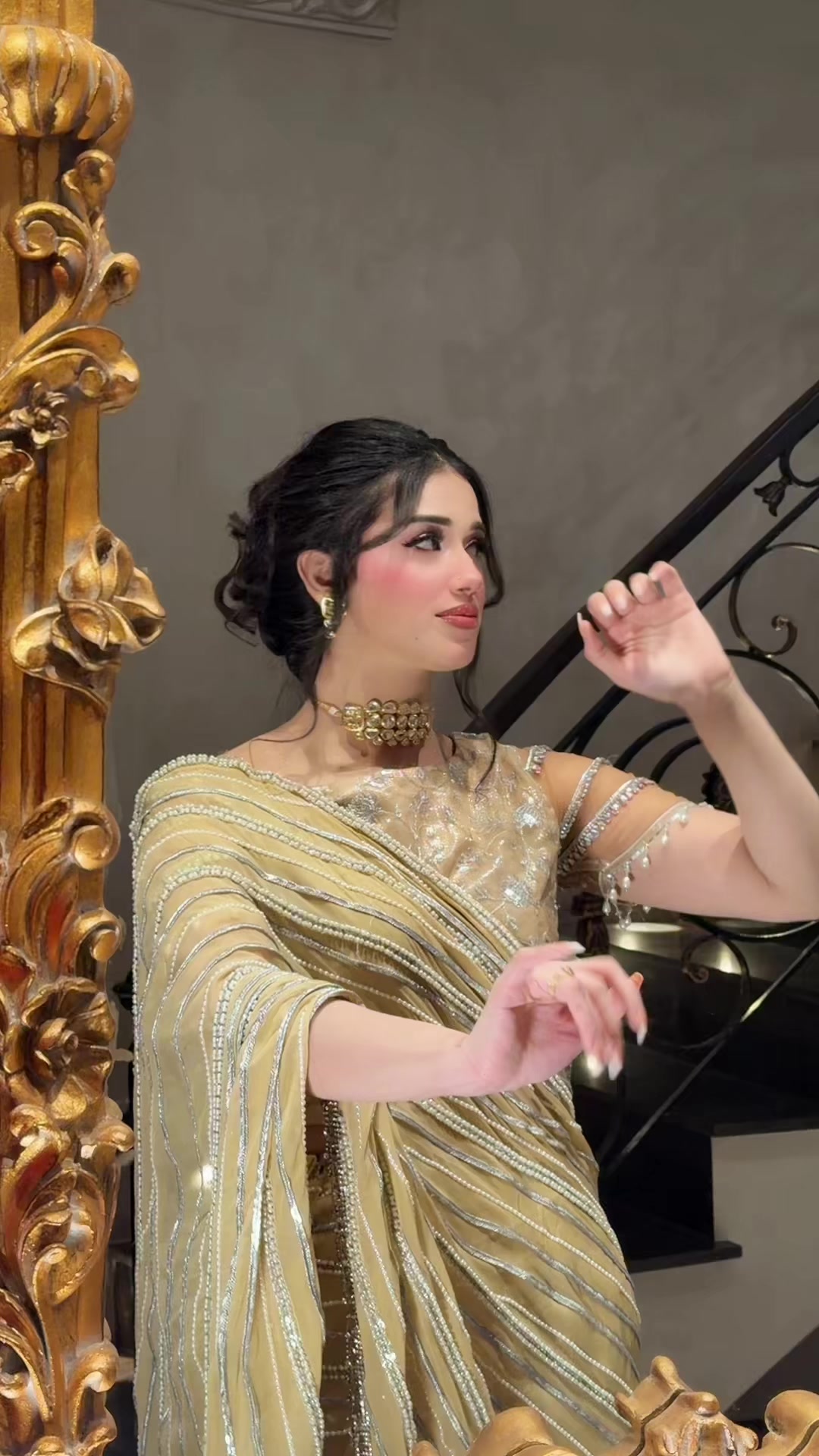 @Alina Amir