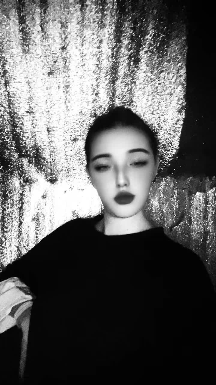 @🥺