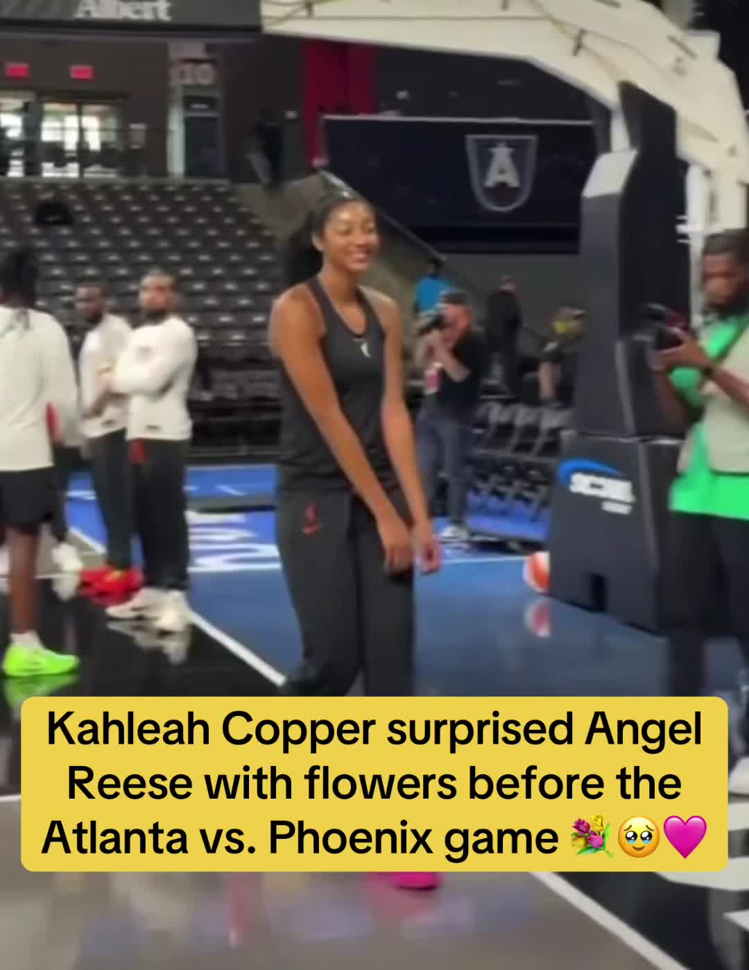@theesportsgirl