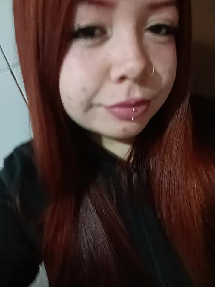 @Carolina Andrea•💋
