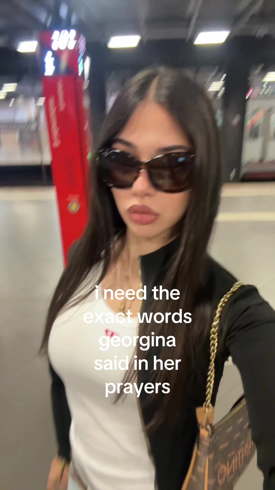@ElaaO