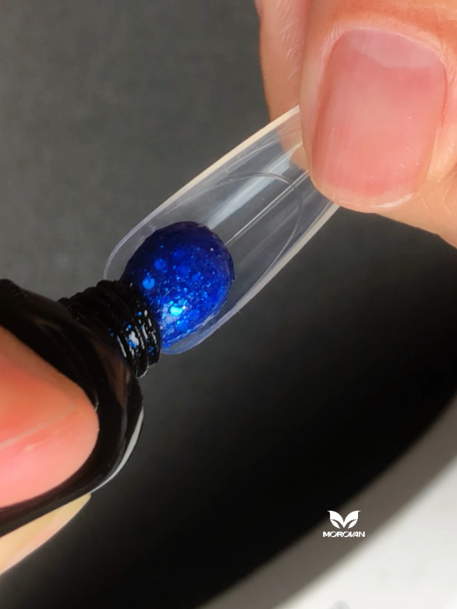 @MOROVAN Nails