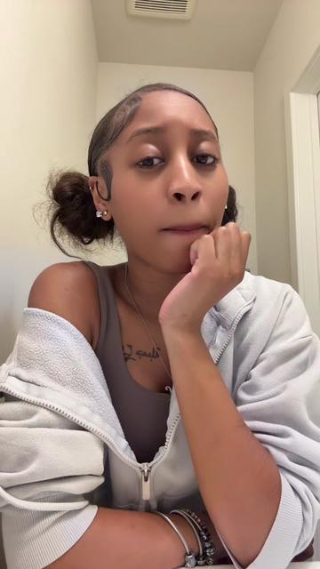 @NIA SIMONE