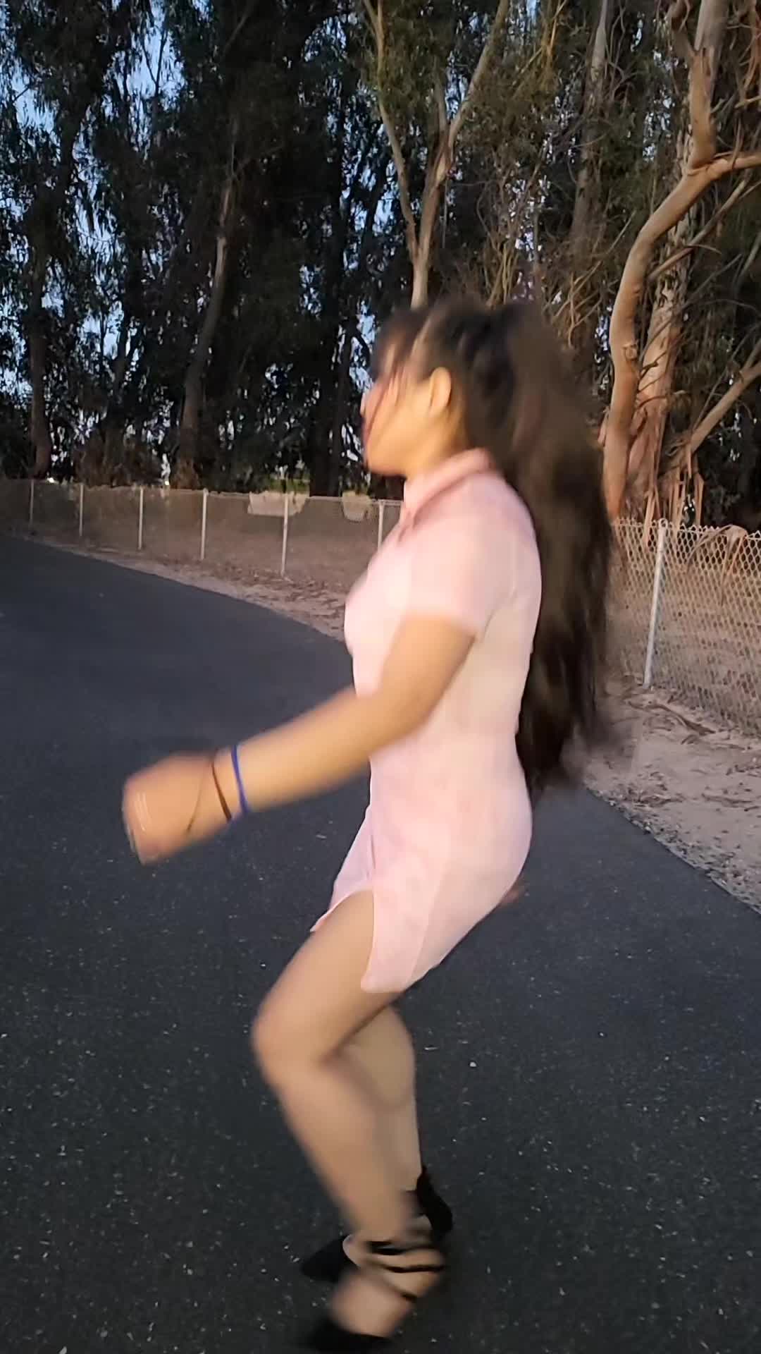 @JennyMorales08