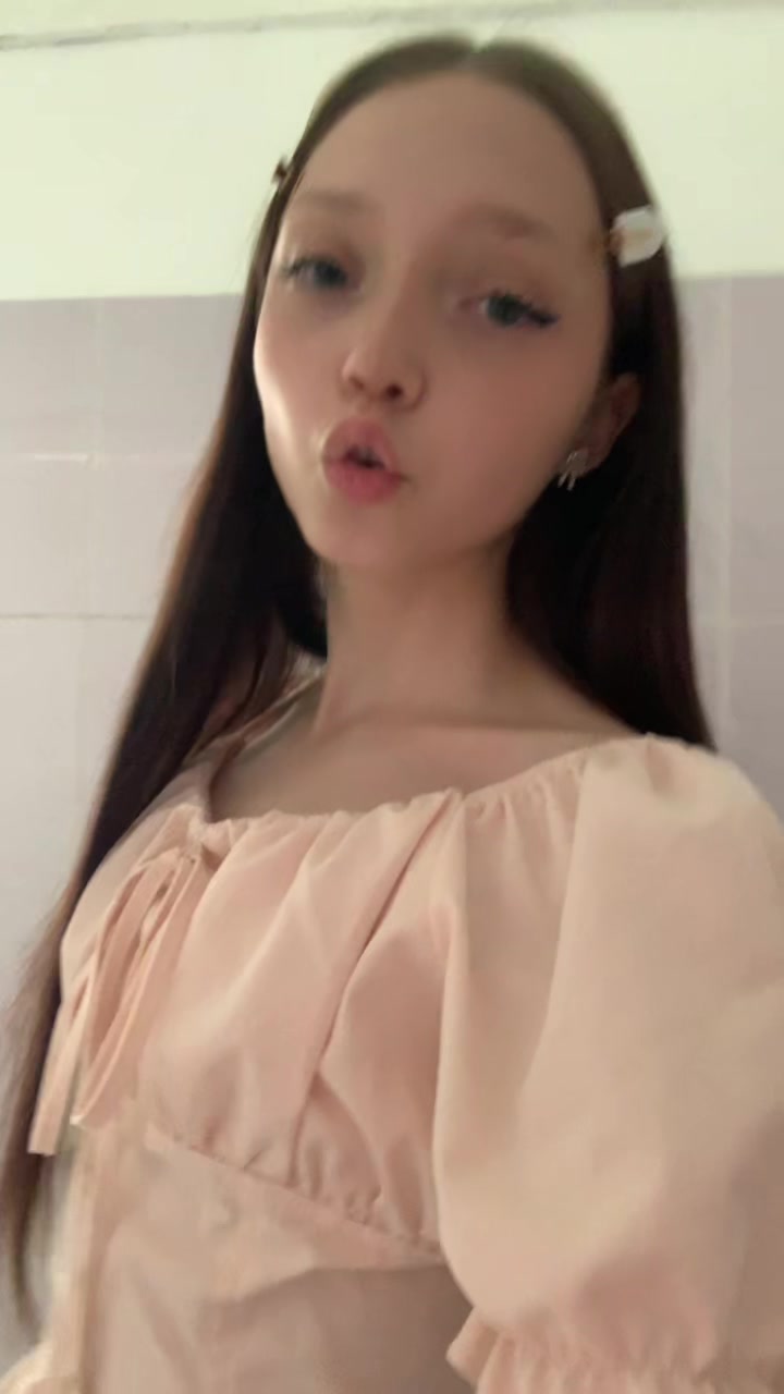 @🤍Anika Koshkina