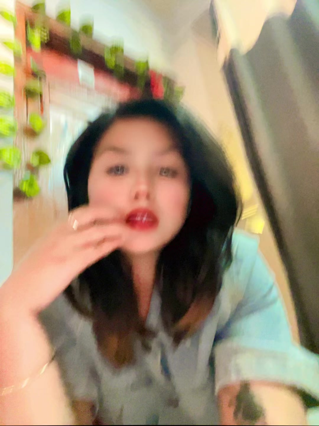 @🦋
