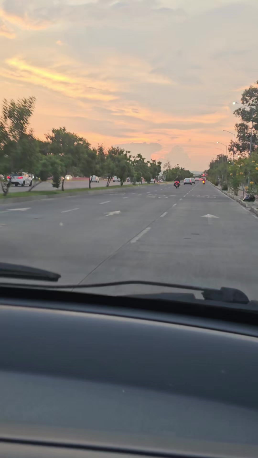 @𝐦𝐚𝐲𝐫𝐚 🧿✨️