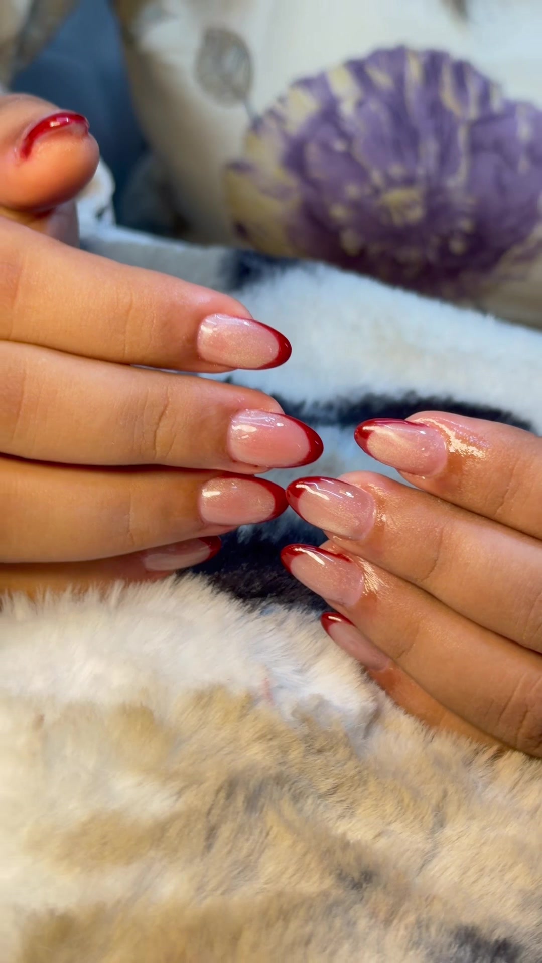 @Looks unisex salon