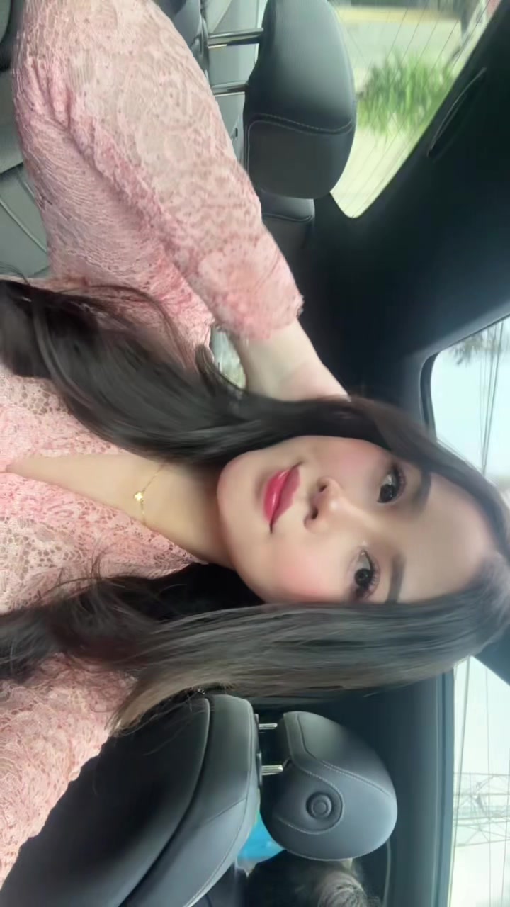 @Indah🎀