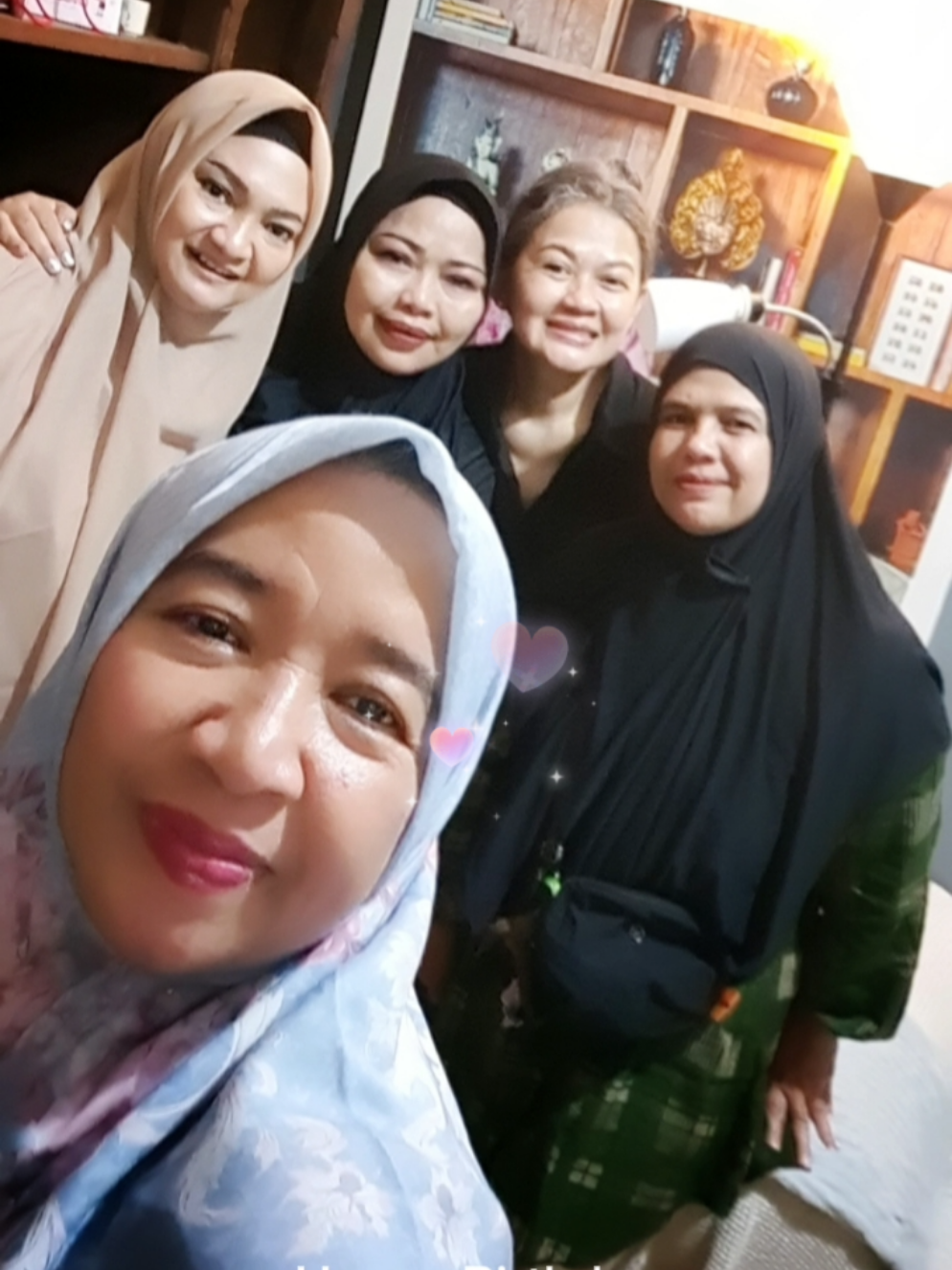 @Dewi73