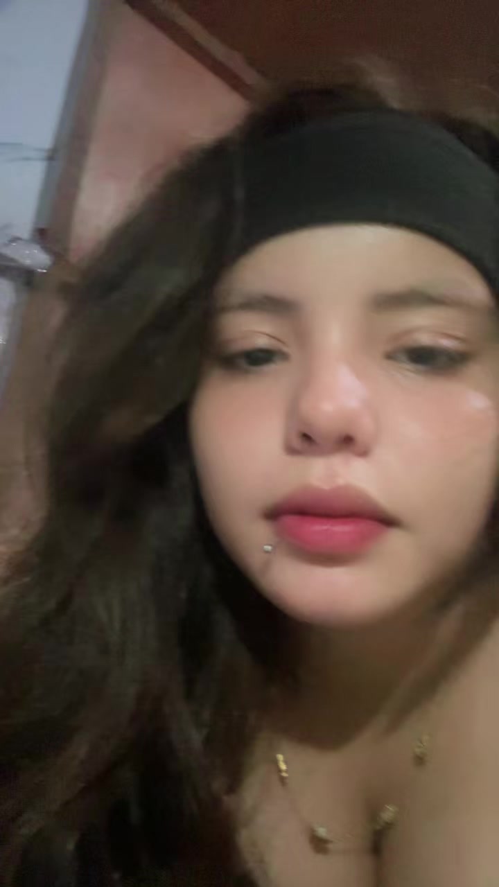 @Tisayyy.