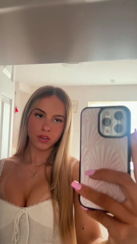 @evelinasspam