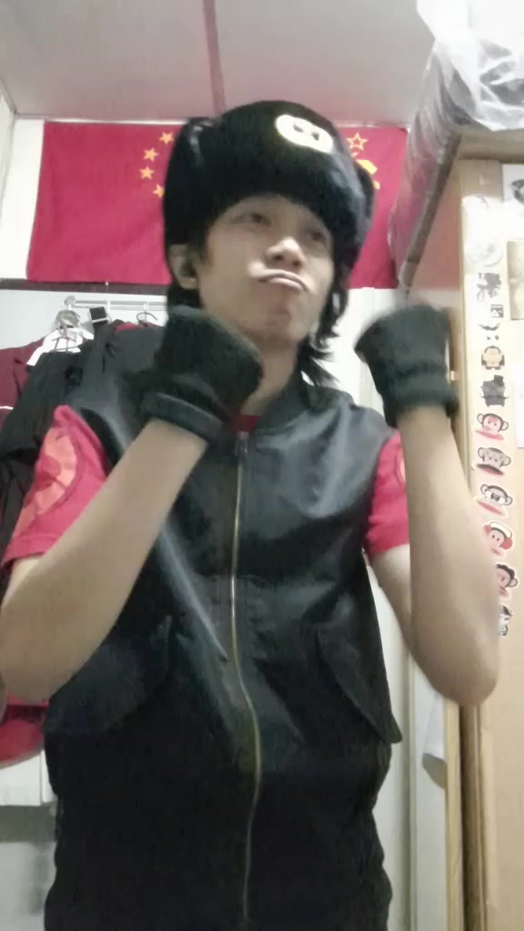 @ปุณยธร ชูรัตน์