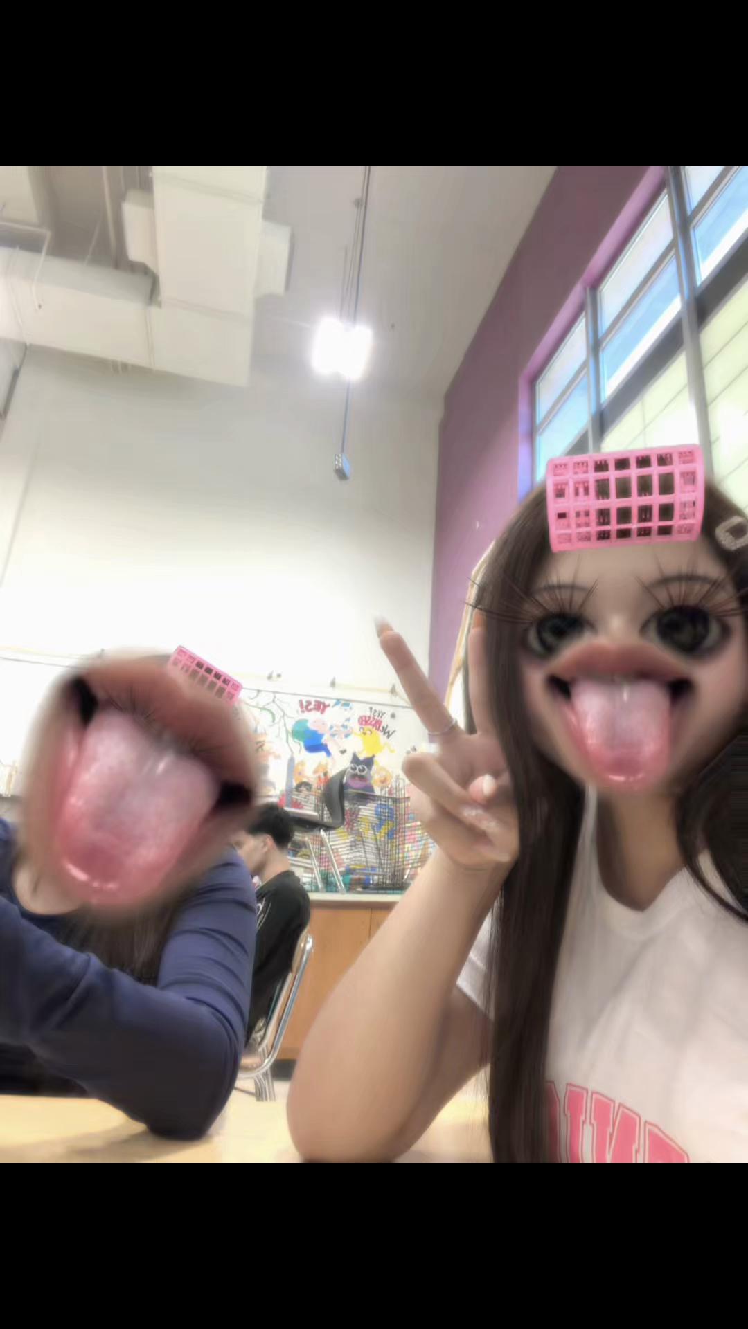 @๐๐ข๐๐ง๐๐