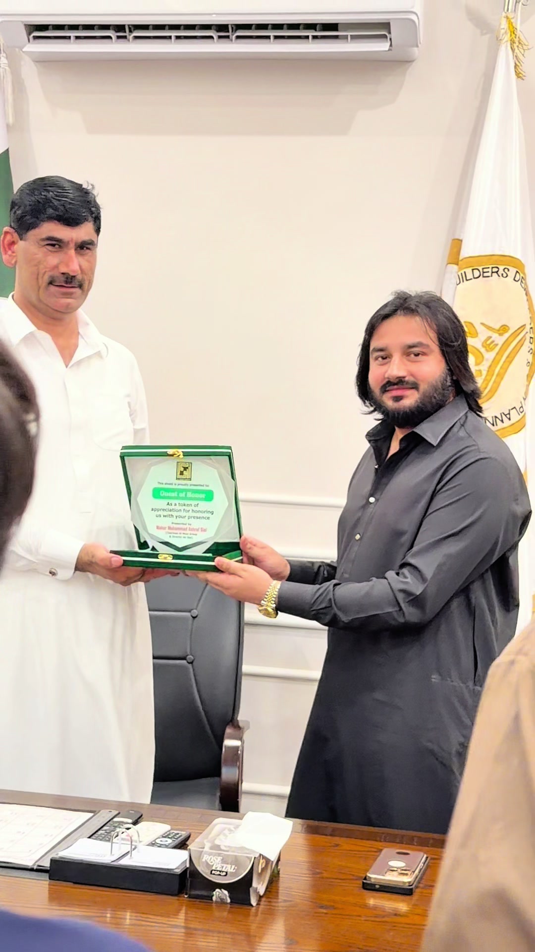 @🇵🇰sahibzada waqar sultan✅