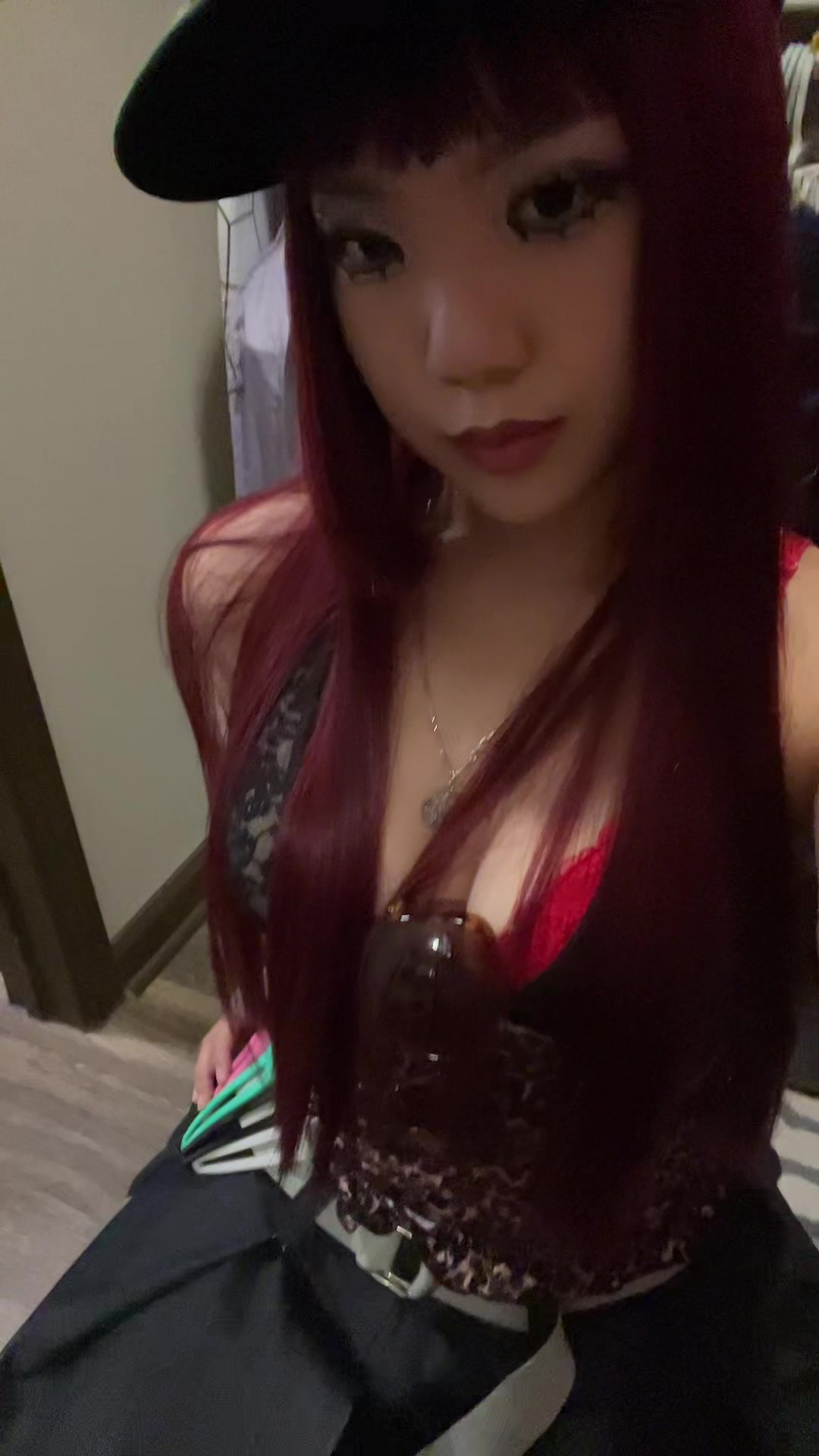 @v!v