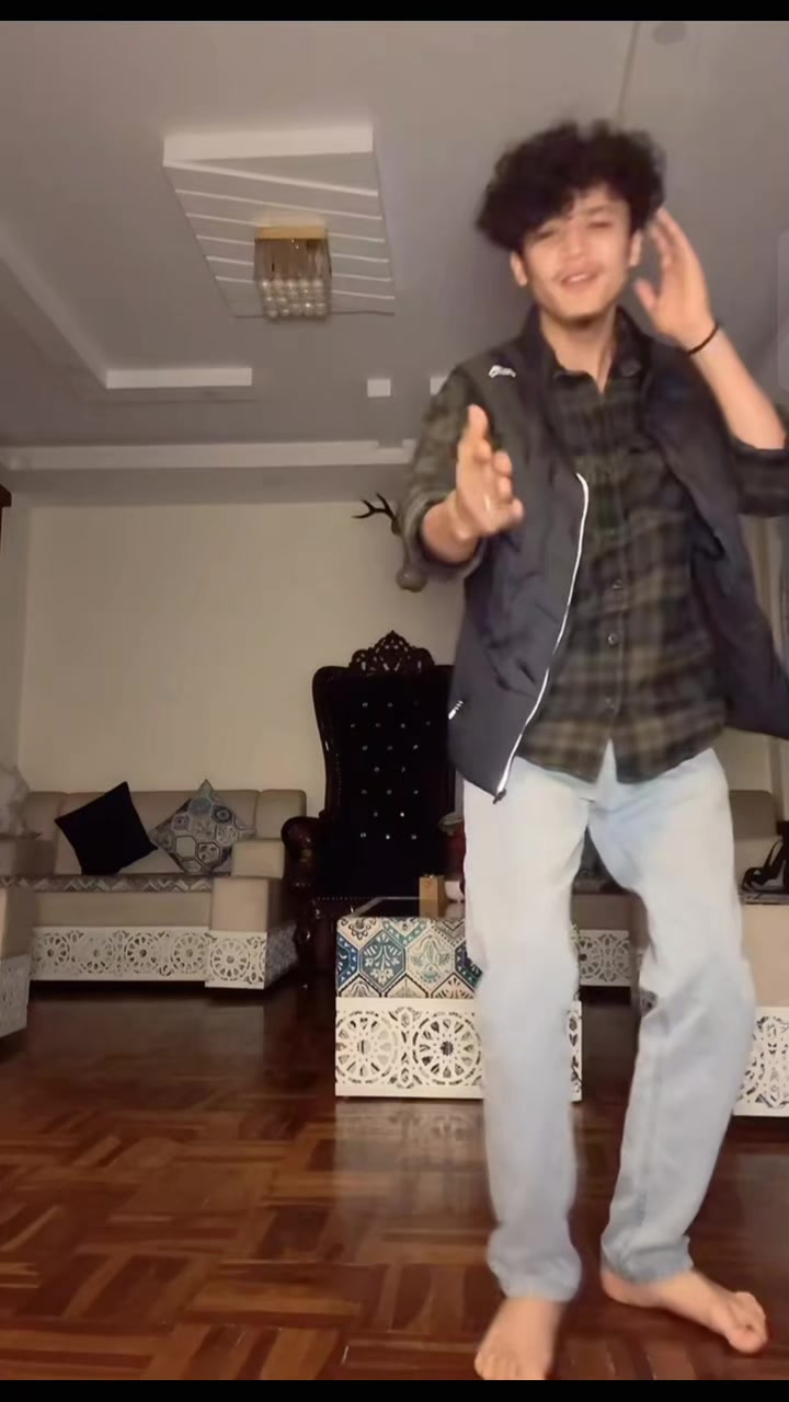 @Aayuzeh🔥