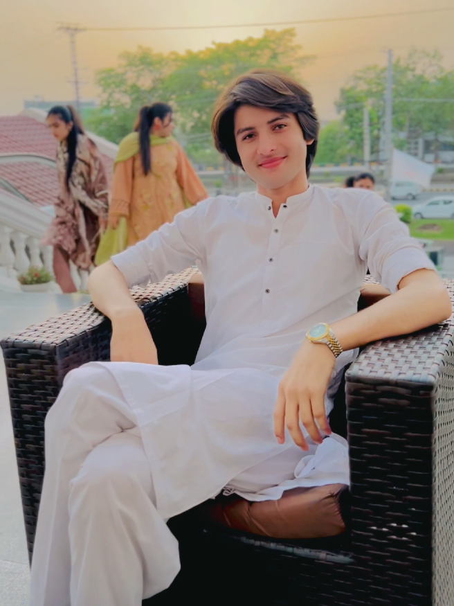 @𝙞𝙢𝙧𝙖𝙣 𝙥𝙖𝙩𝙝𝙖𝙣 ✔