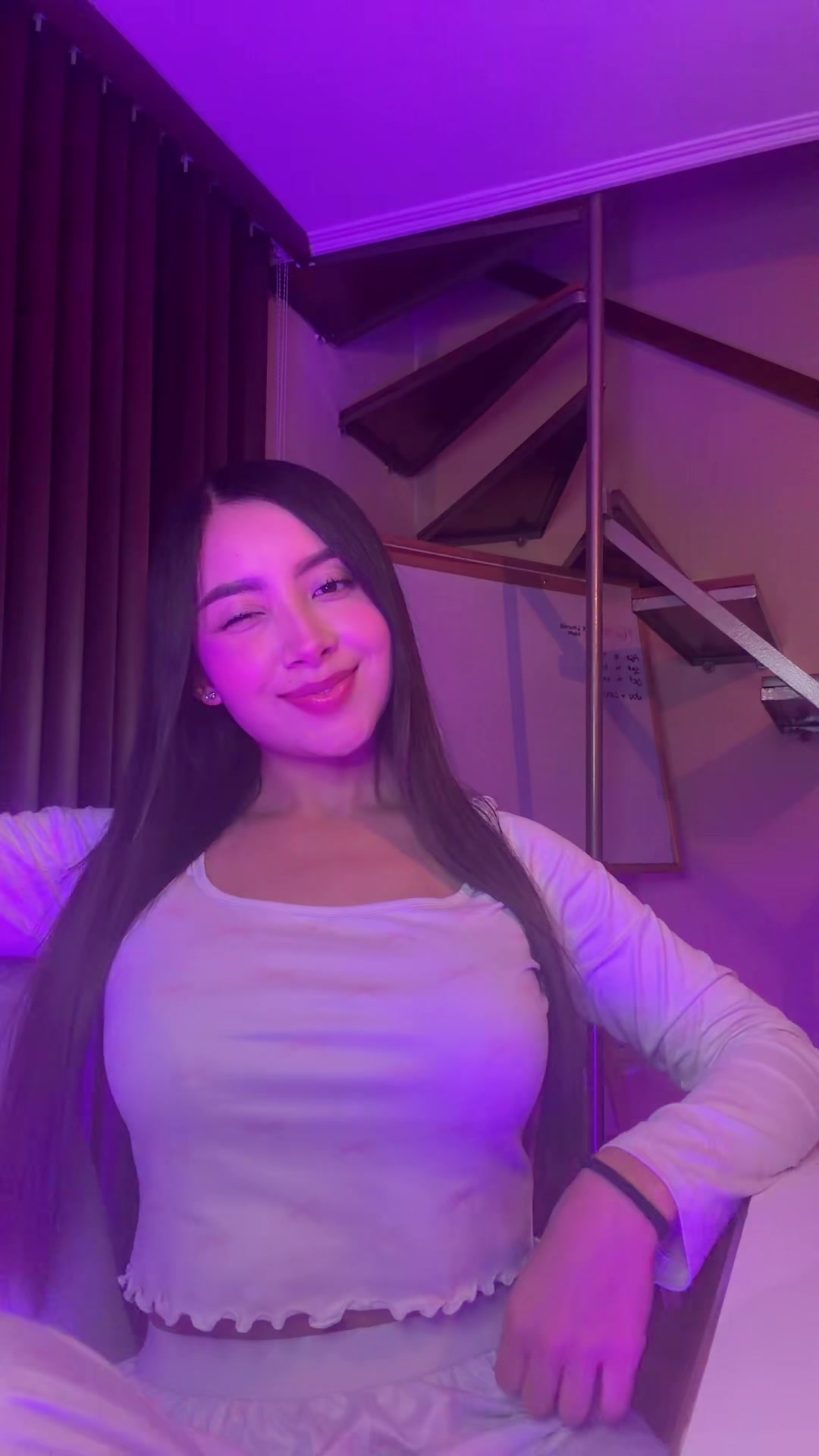 @valecadena23