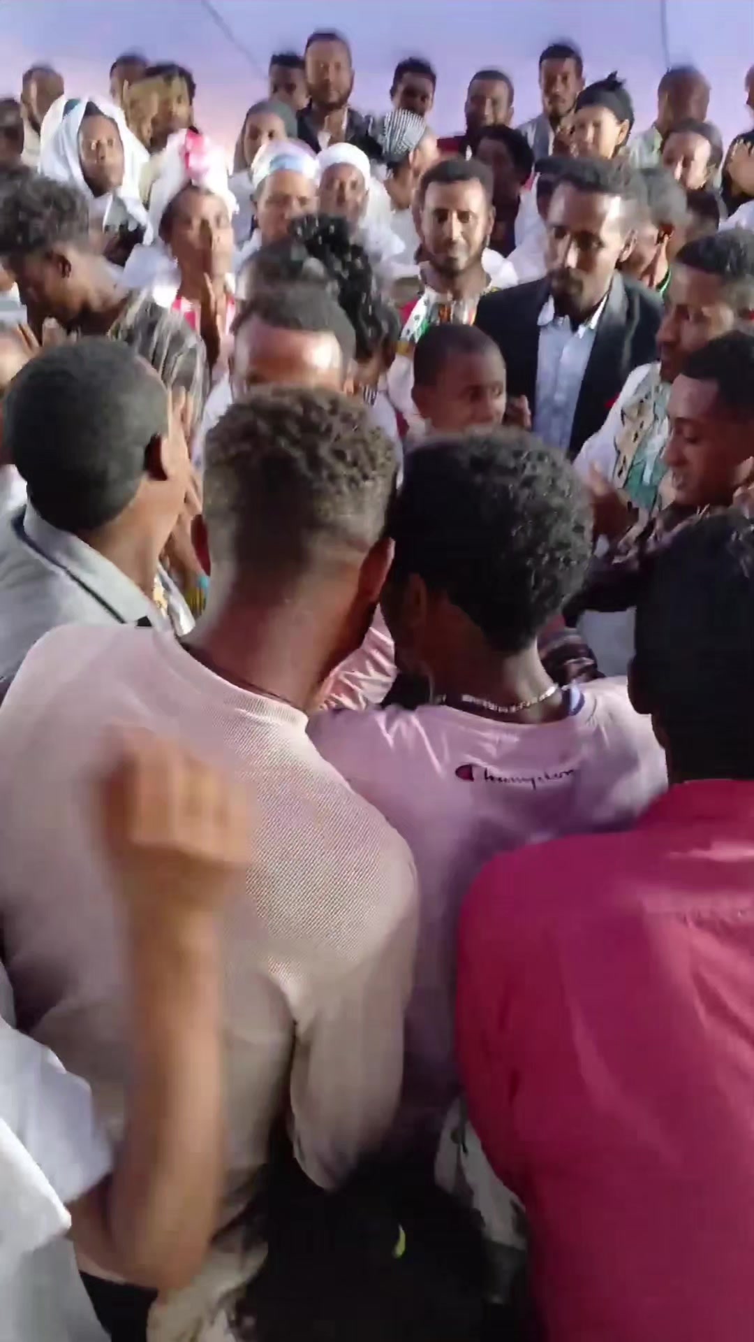 @ፀሐይ ጎንደሬዋ የአፄዎቹ ልጅ 🦁❤️