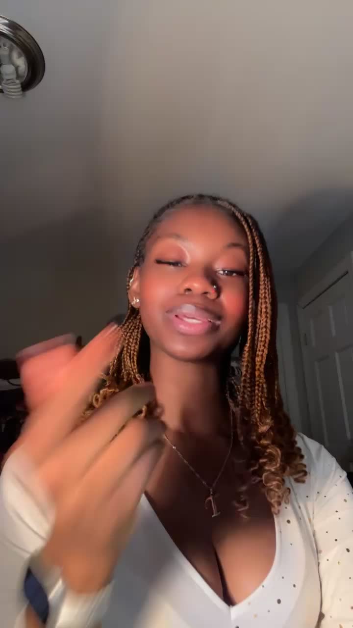 @💎 Nia 💎