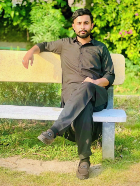 @حسنین بھٹی 🖤