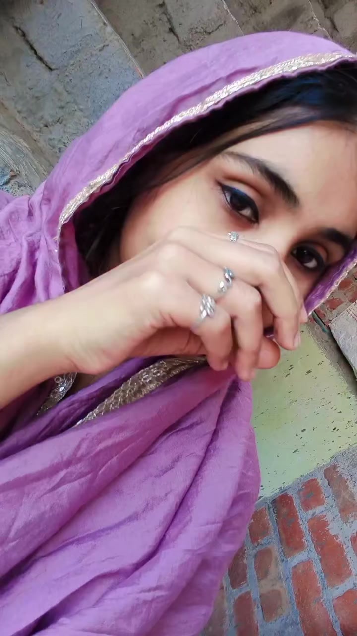@Ayesha Khan