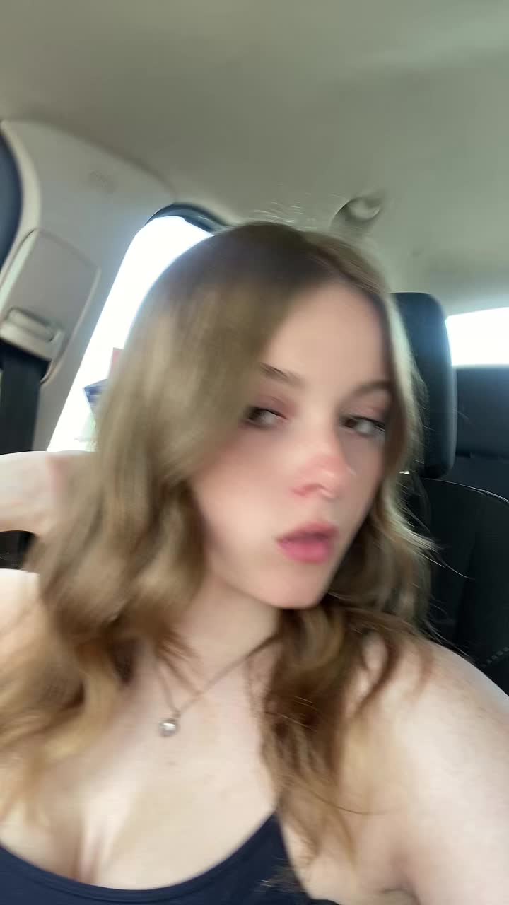 @👤