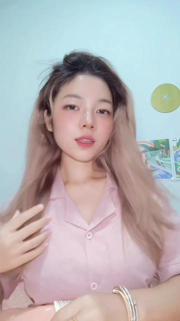 @Yoon Nadi Htet♈💚