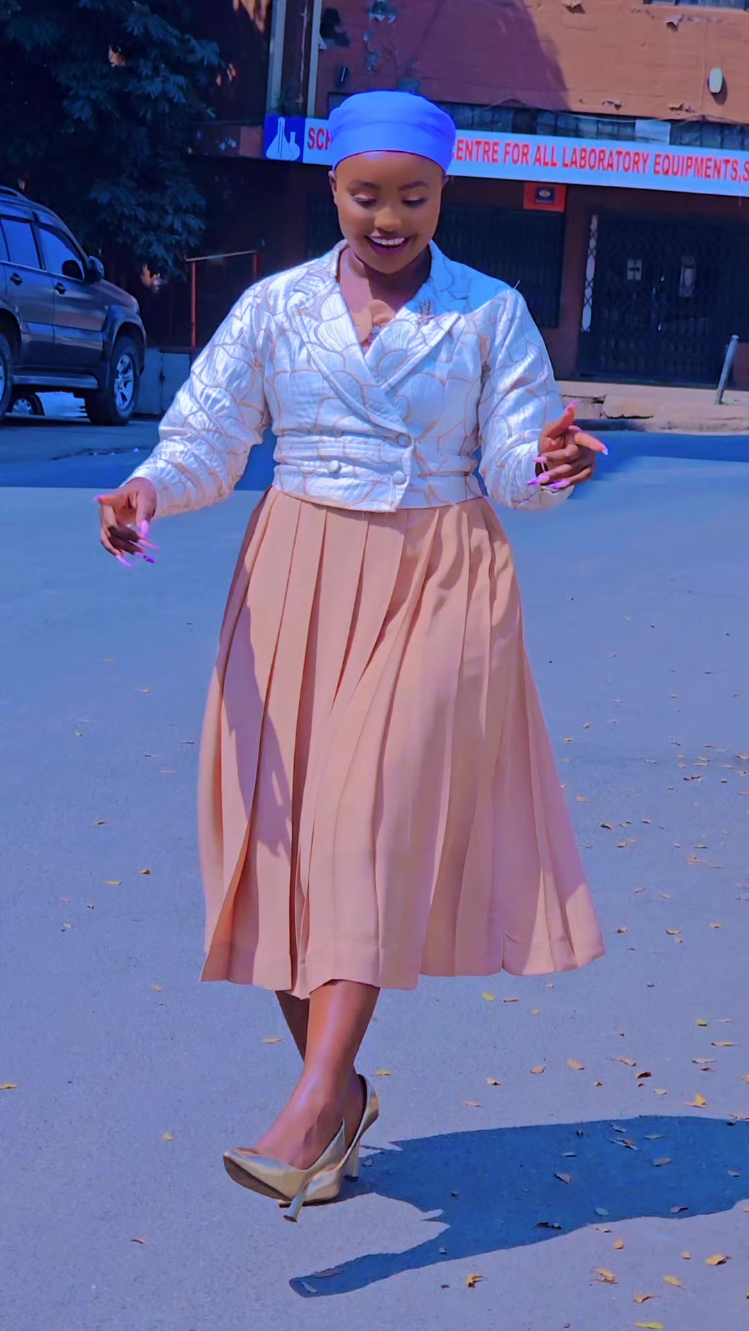 @loise Mwangi Official