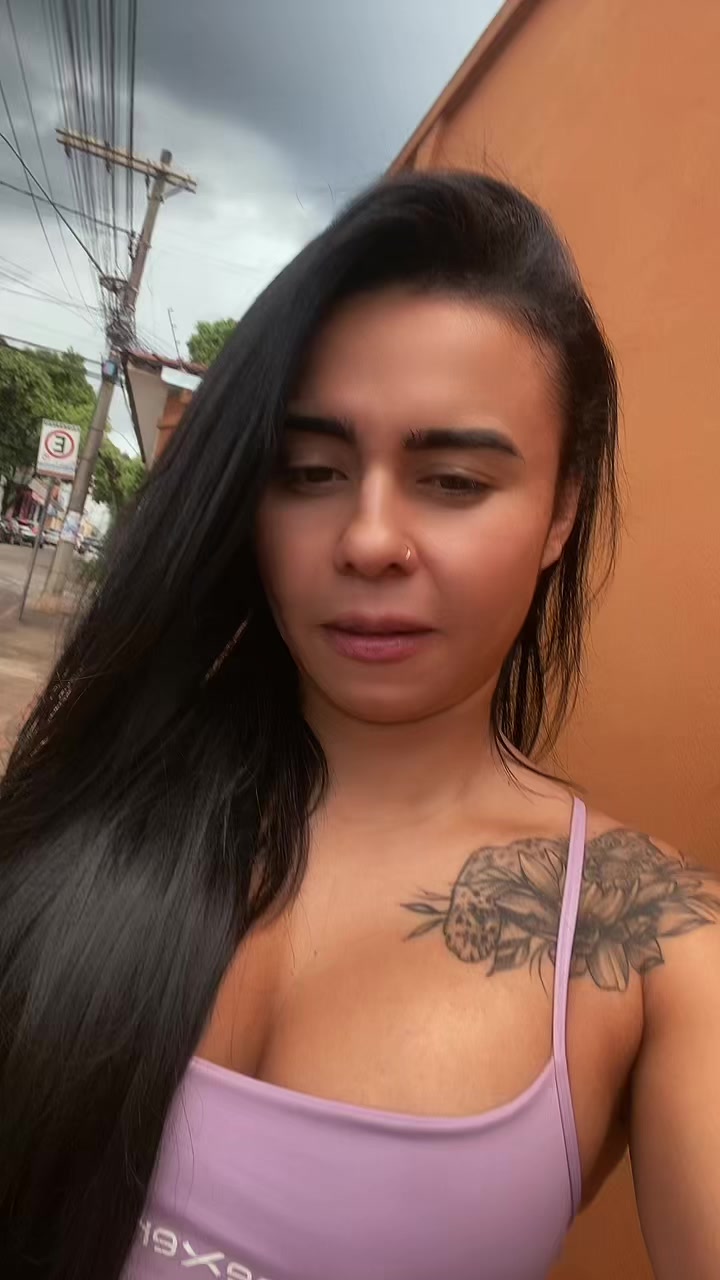 @mirellaferreira