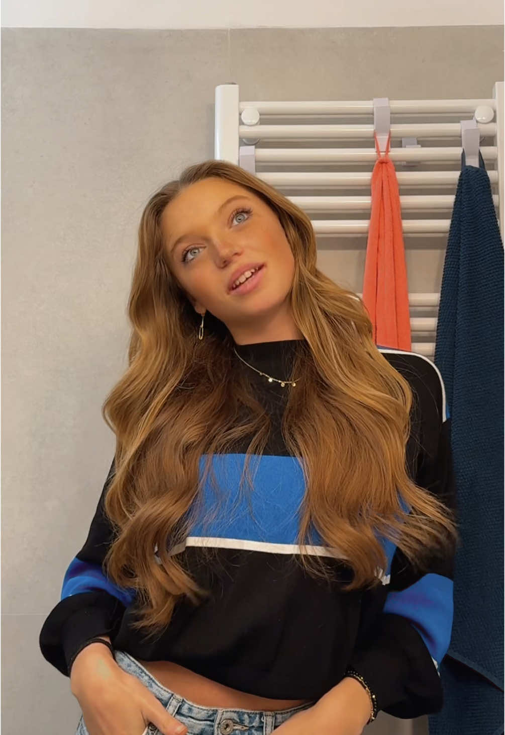 @MERYYY