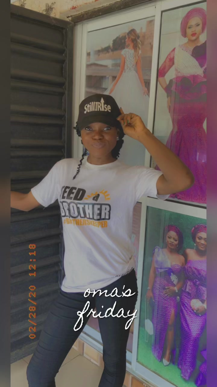 @R2Wear Outfits and Jewelries