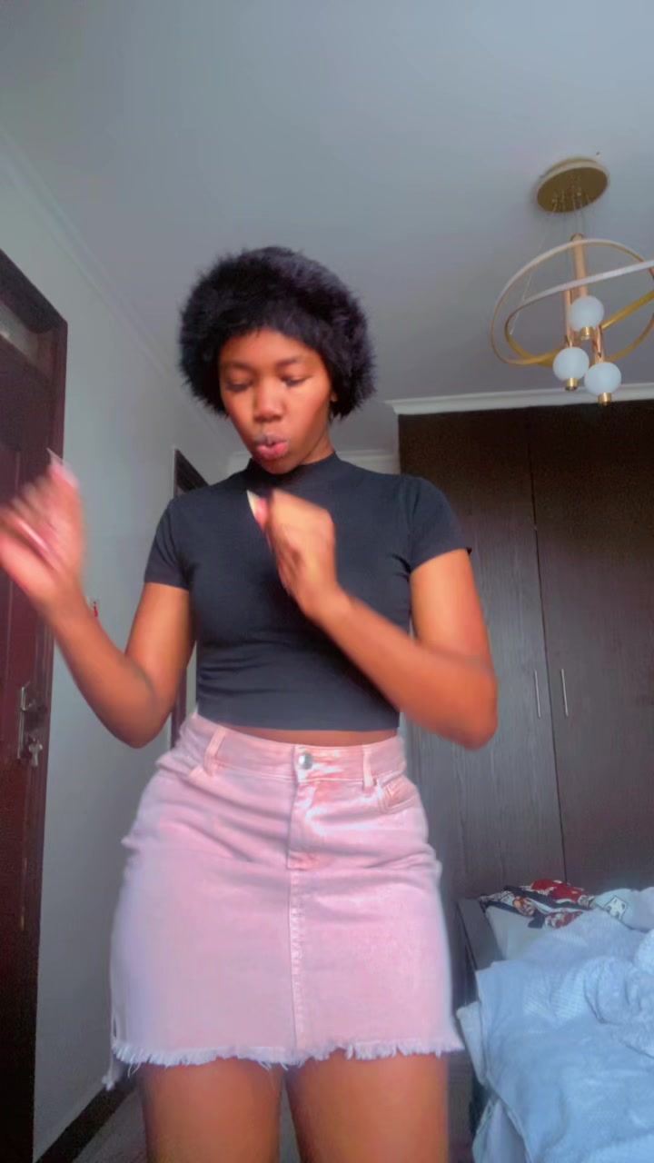 @_Badgirlriri