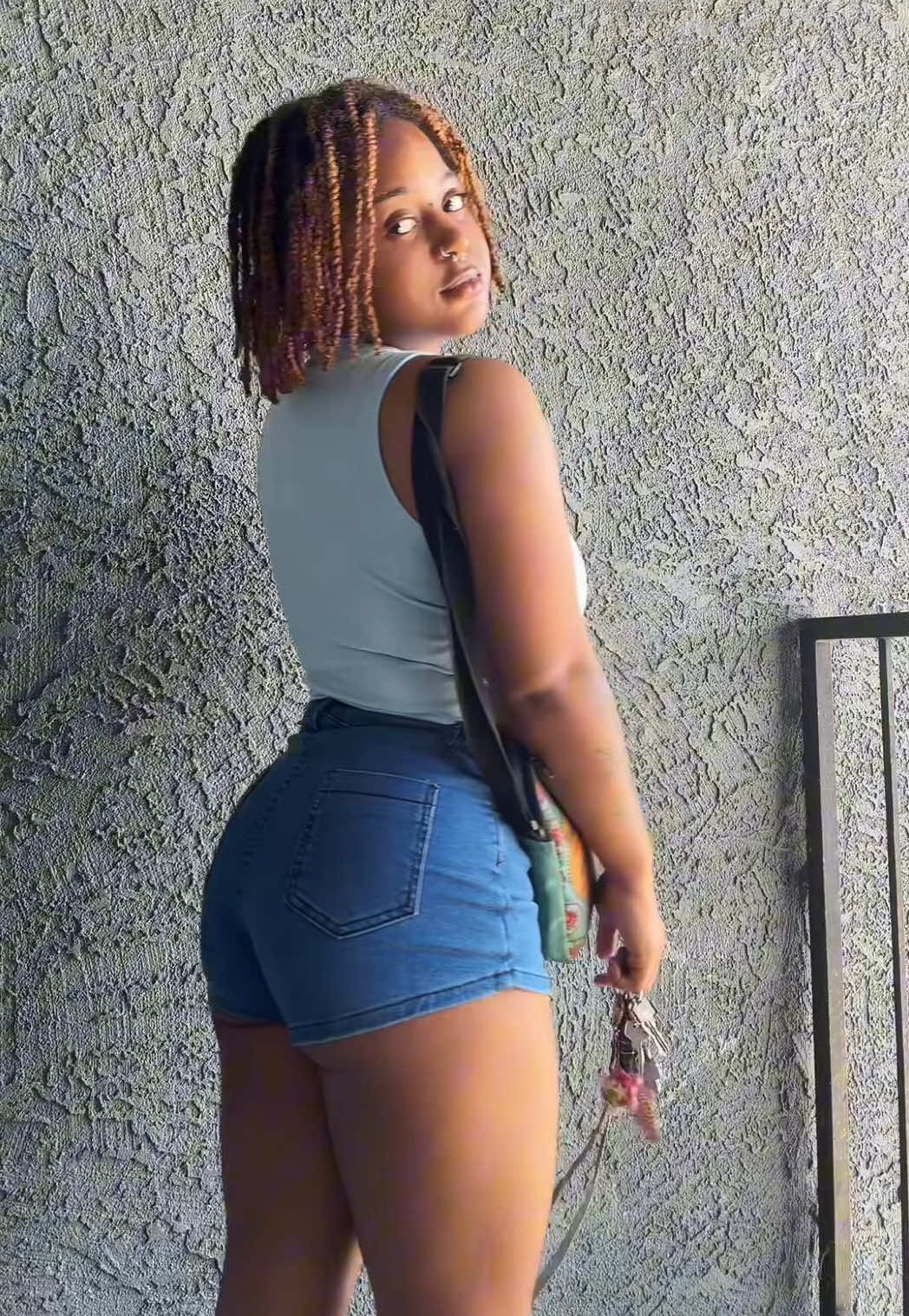 @Chreslie