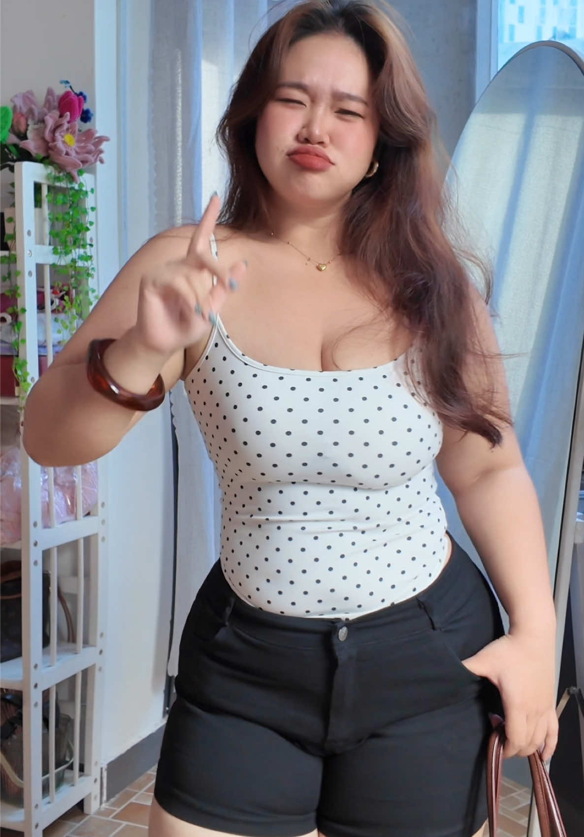 @KhảÁidangiu