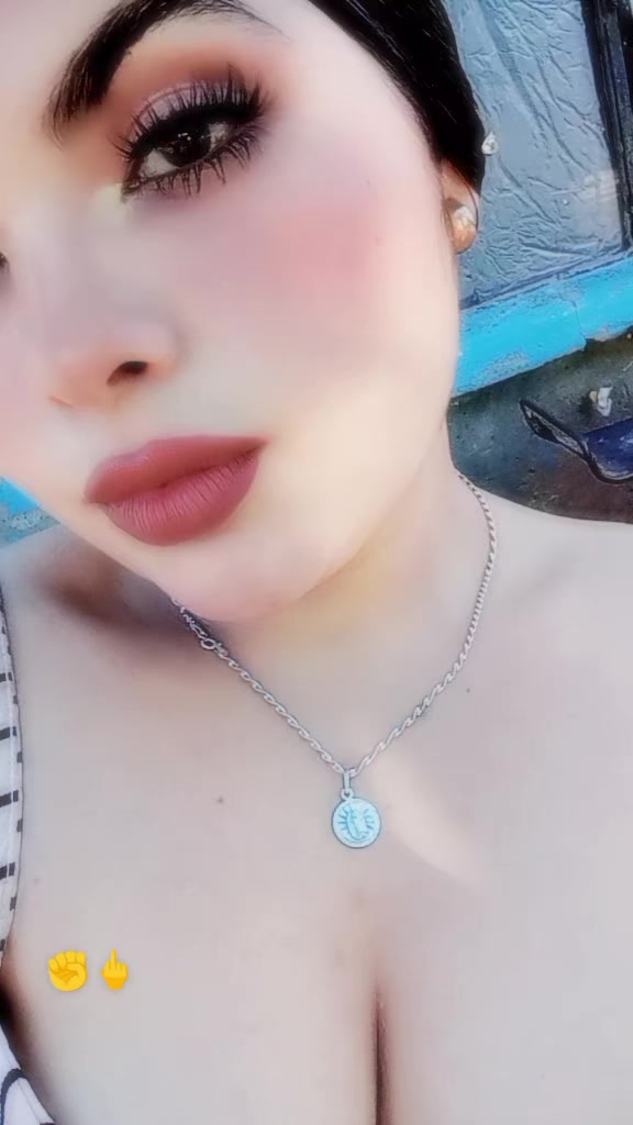 @Yuridia portillo 💋❤️