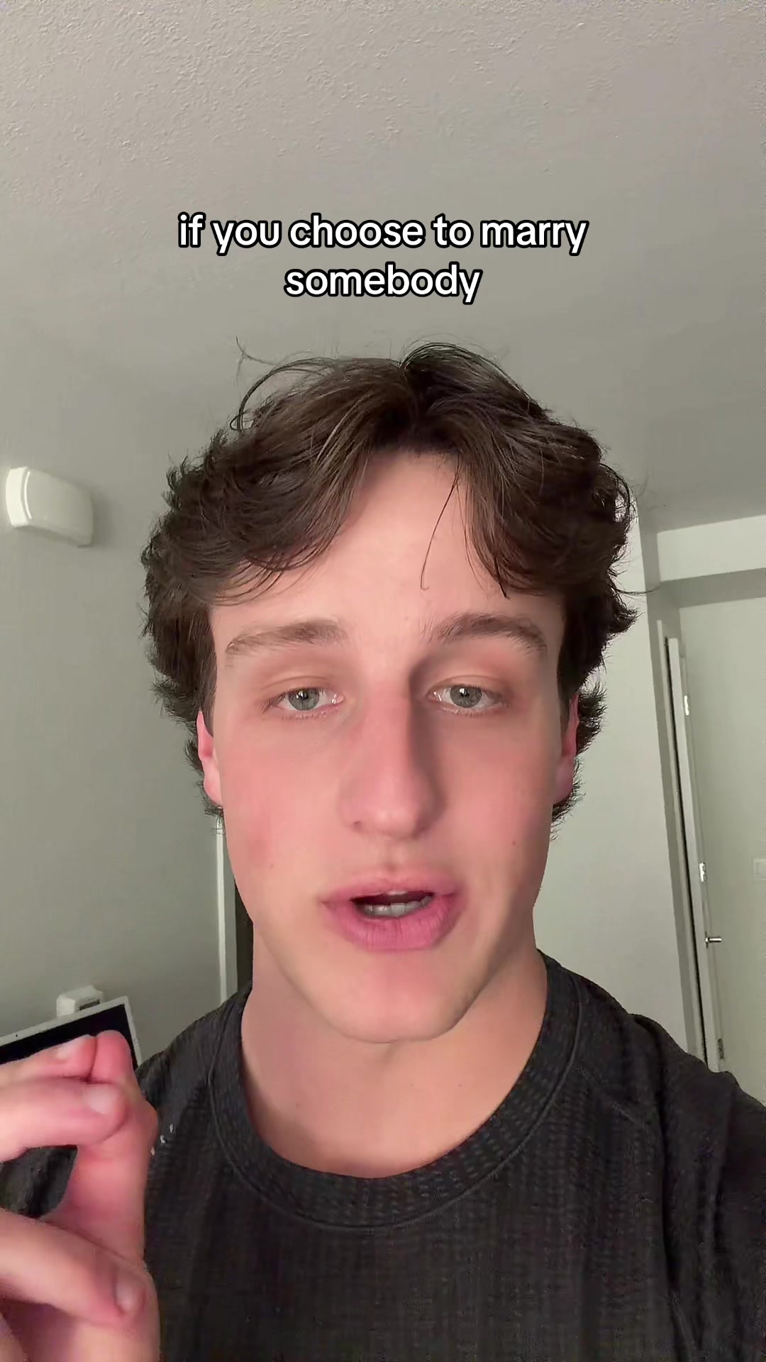 @julionomartello