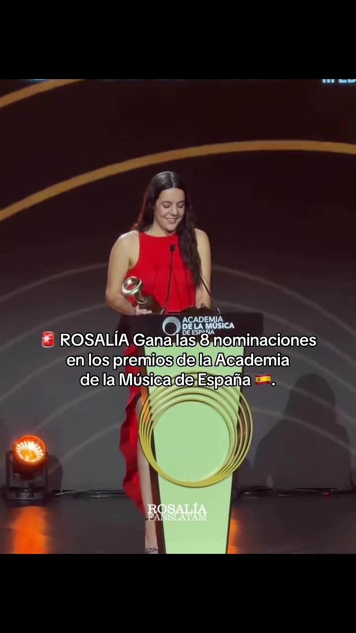 @Rosalía Fan page