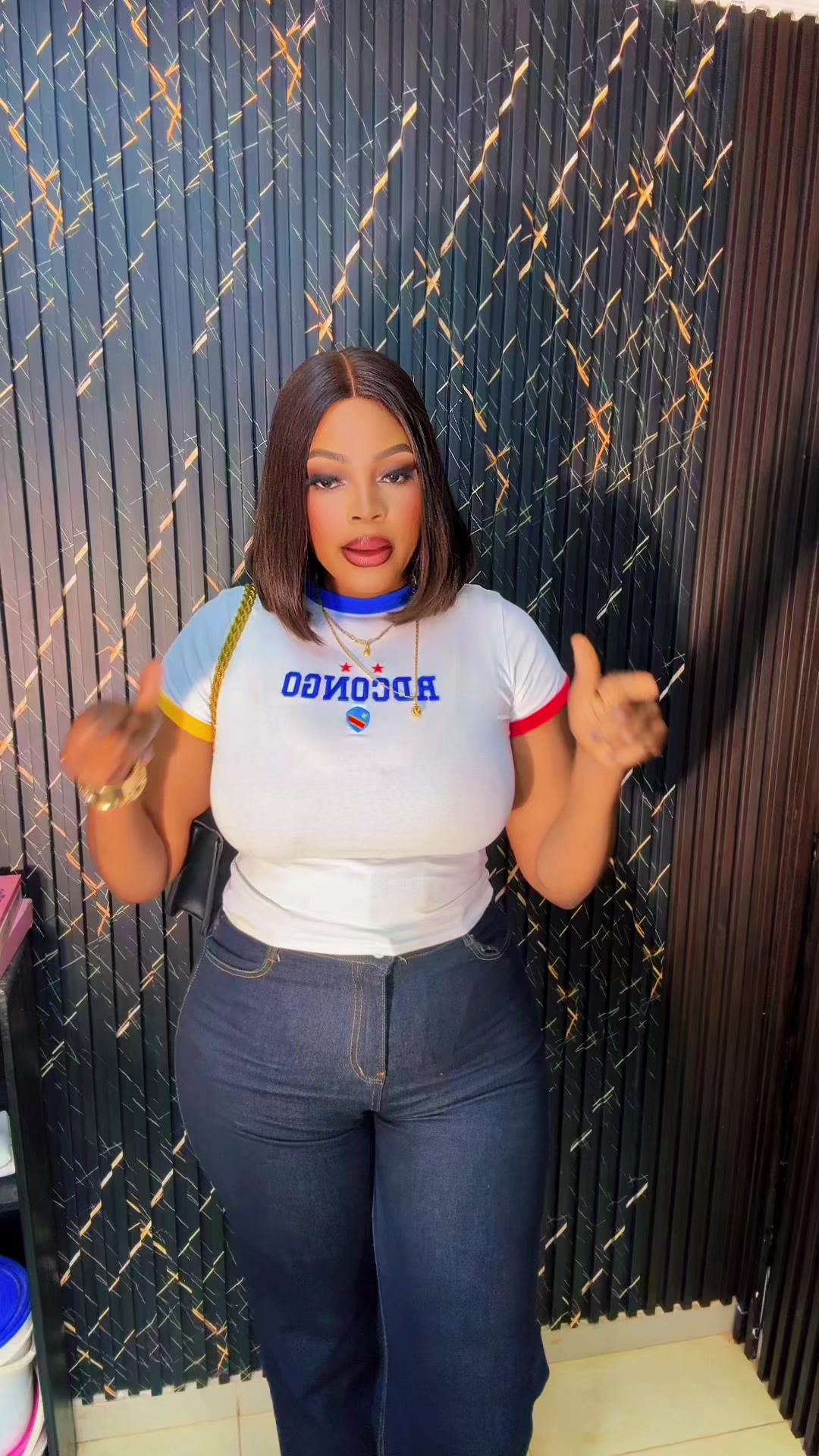 @annettebamba