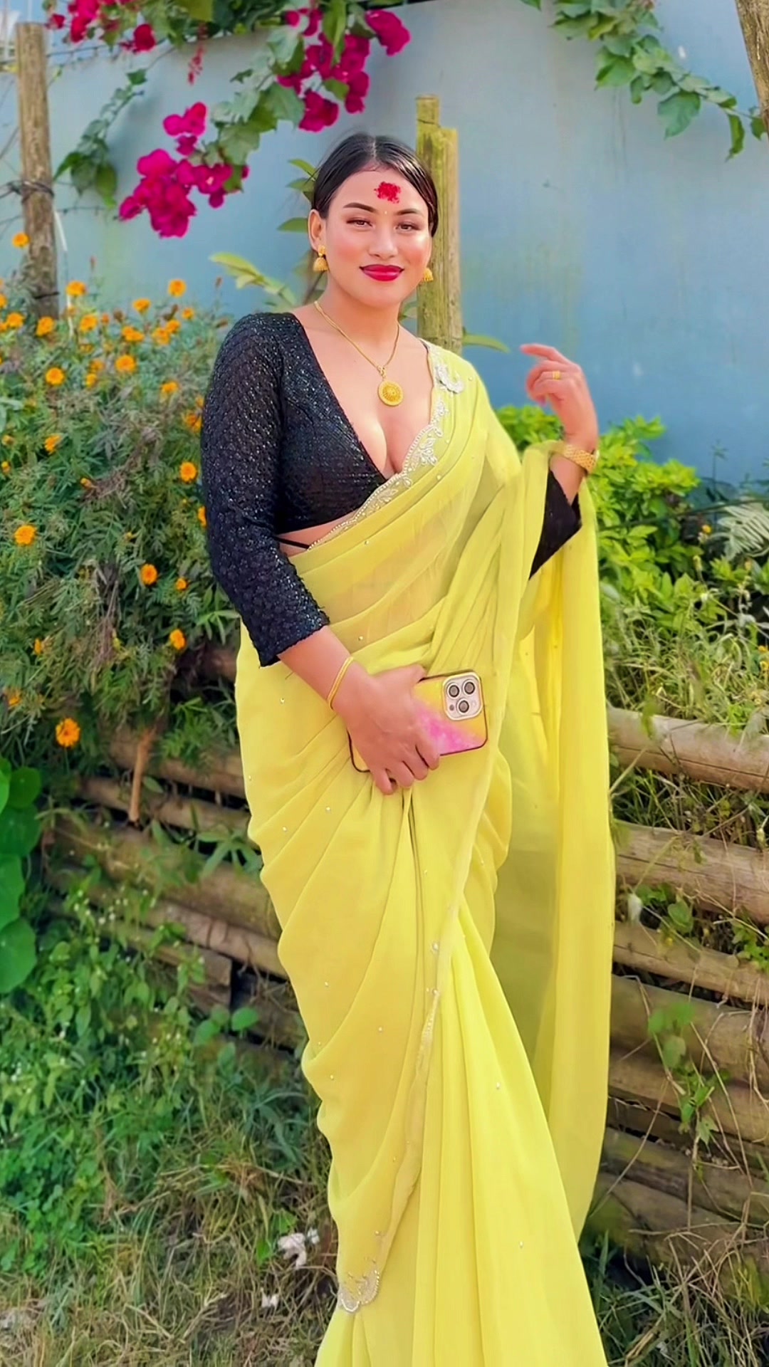 @roshnilamalo